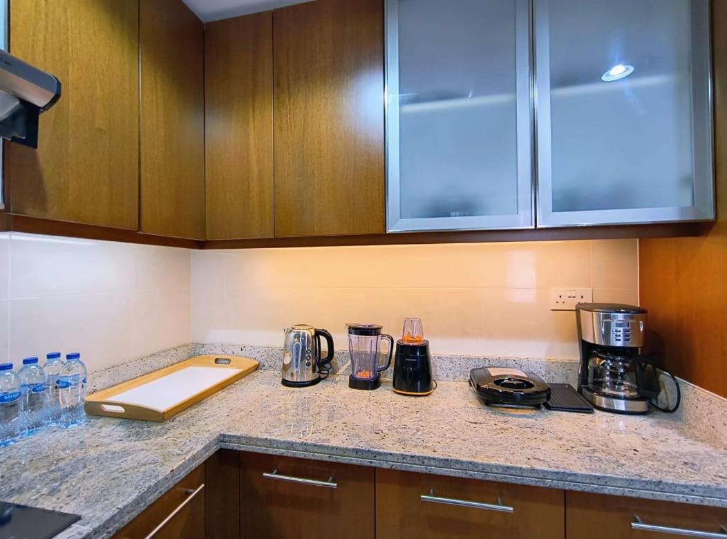Trinity Holiday Homes - Standpoint Tower Downtown Dubaj Kültér fotó